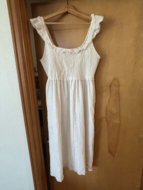 White American Eagle Smocked Midi Dress